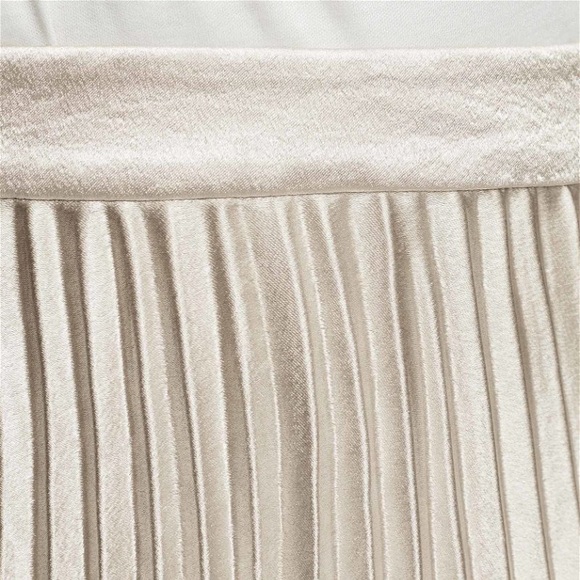 Reiss Alisa Champagne Silver Knife Pleated Metallic Midi Skirt 8 - Picture 7 of 10